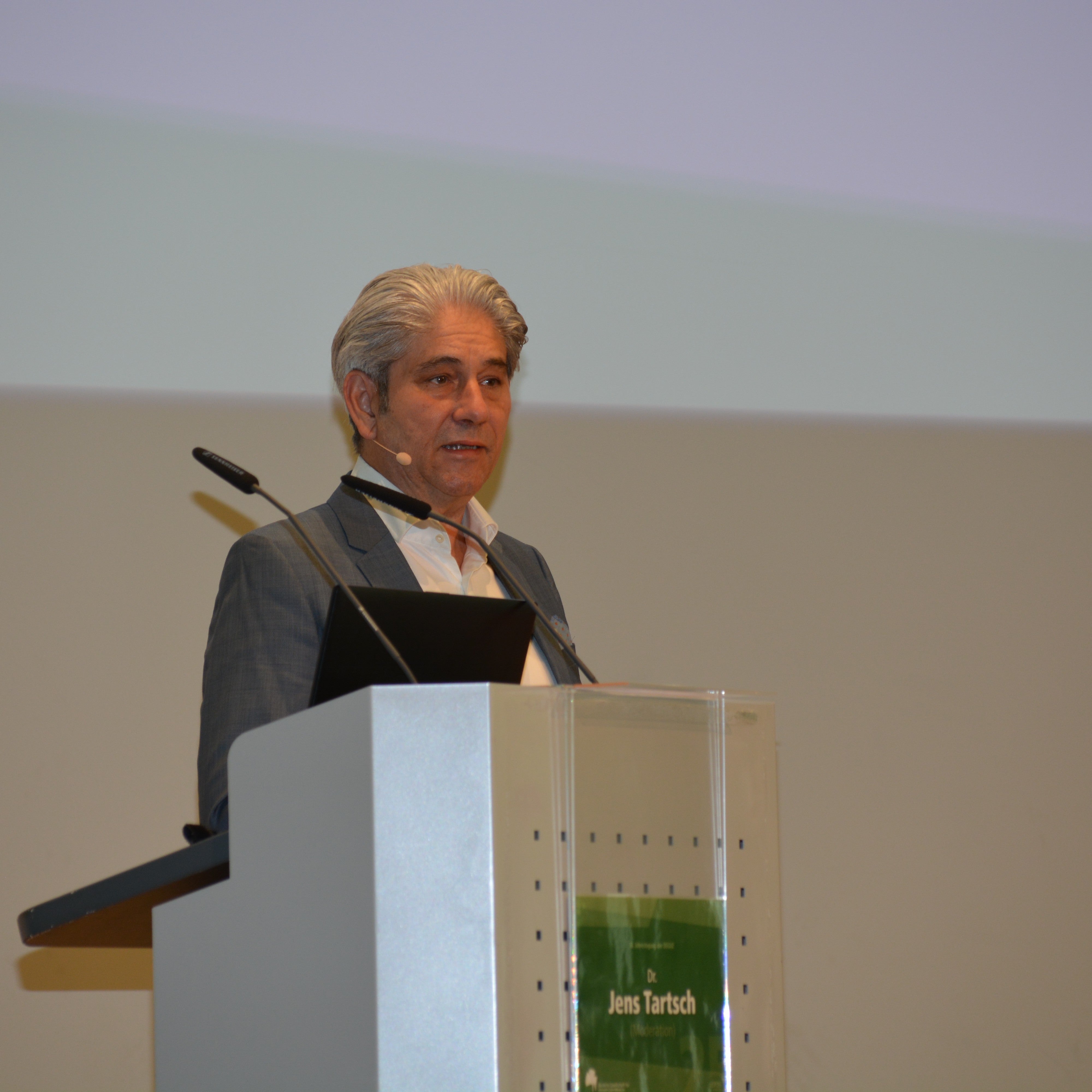 Dr. Jens Tartsch, 1. Vorsitzender der Deutschen Gesellschaft für Umwelt-ZahnMedizin (DEGUZ).